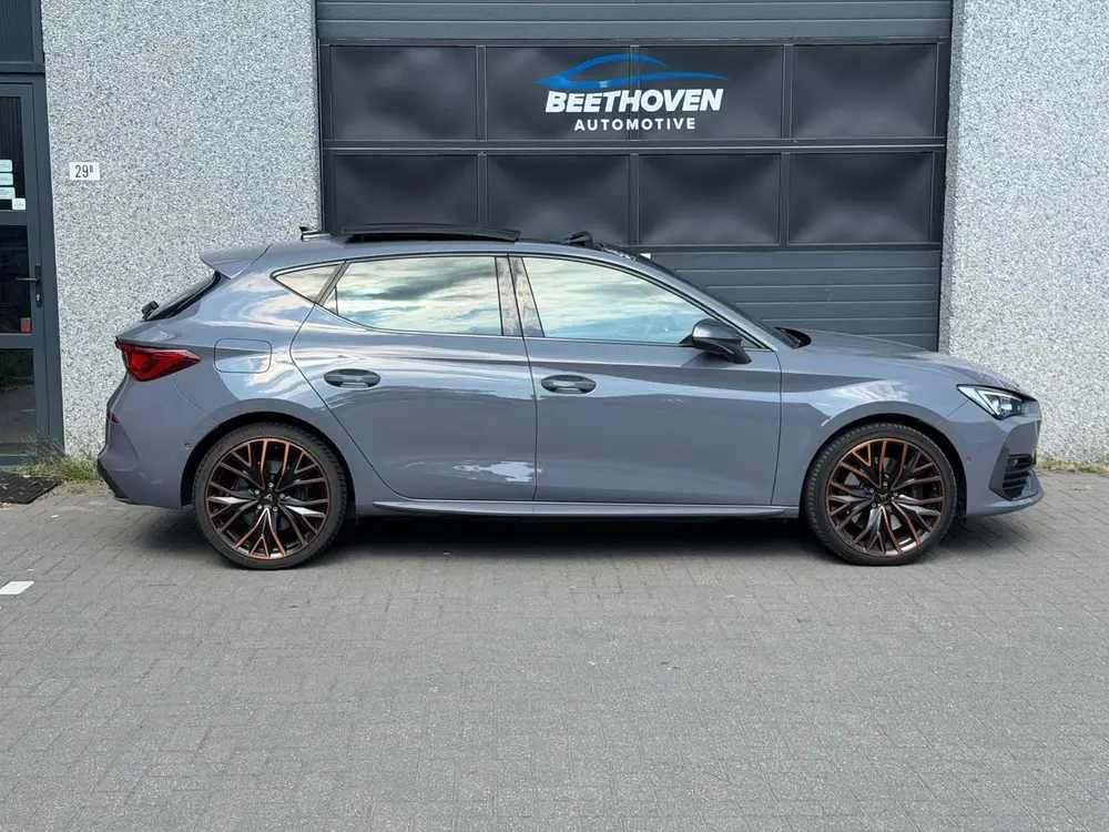 Cupra Leon 1.4 e-Hybrid VZ Copper Edition Pano Keyles uit 2021, foto 5