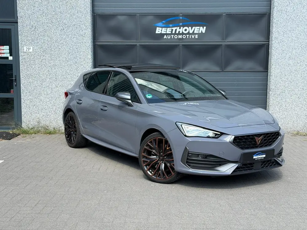 Cupra Leon 1.4 e-Hybrid VZ Copper Edition Pano Keyles uit 2021, foto 6