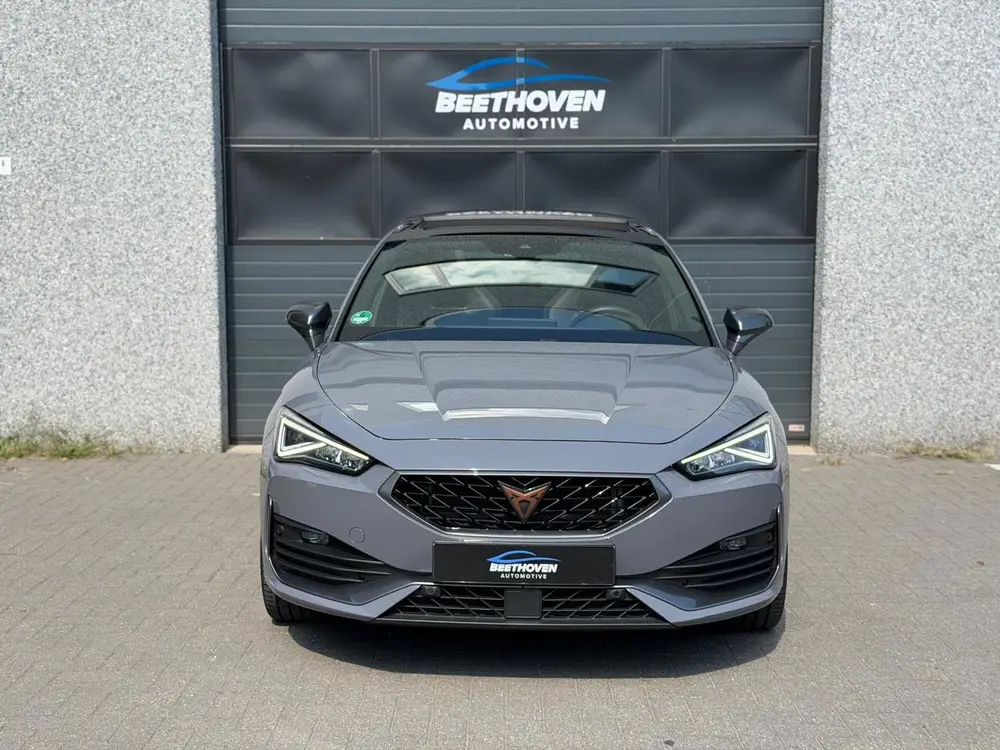 Cupra Leon 1.4 e-Hybrid VZ Copper Edition Pano Keyles uit 2021, foto 7