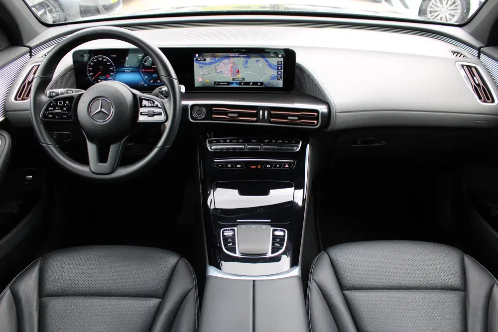 Mercedes-Benz EQC 400 4MATIC Business Solution 80 kWh LEDER uit 2022, foto 2