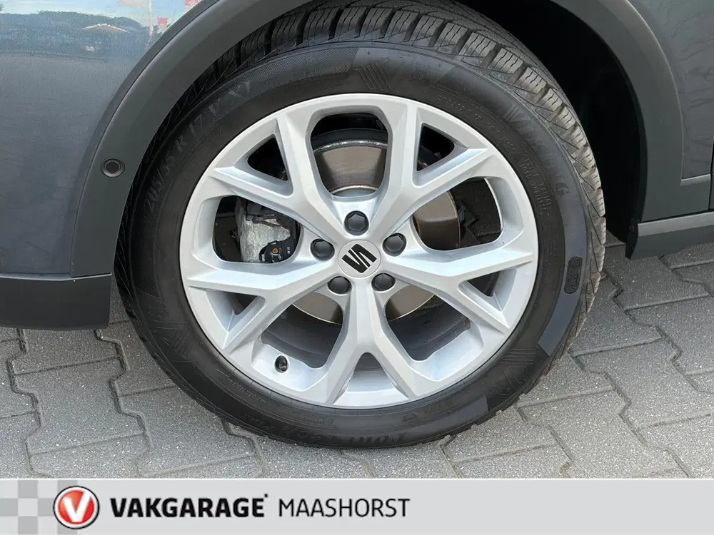 SEAT Arona 1.0 TSI FR Business Connect Automaat Achte uit 2023, foto 11