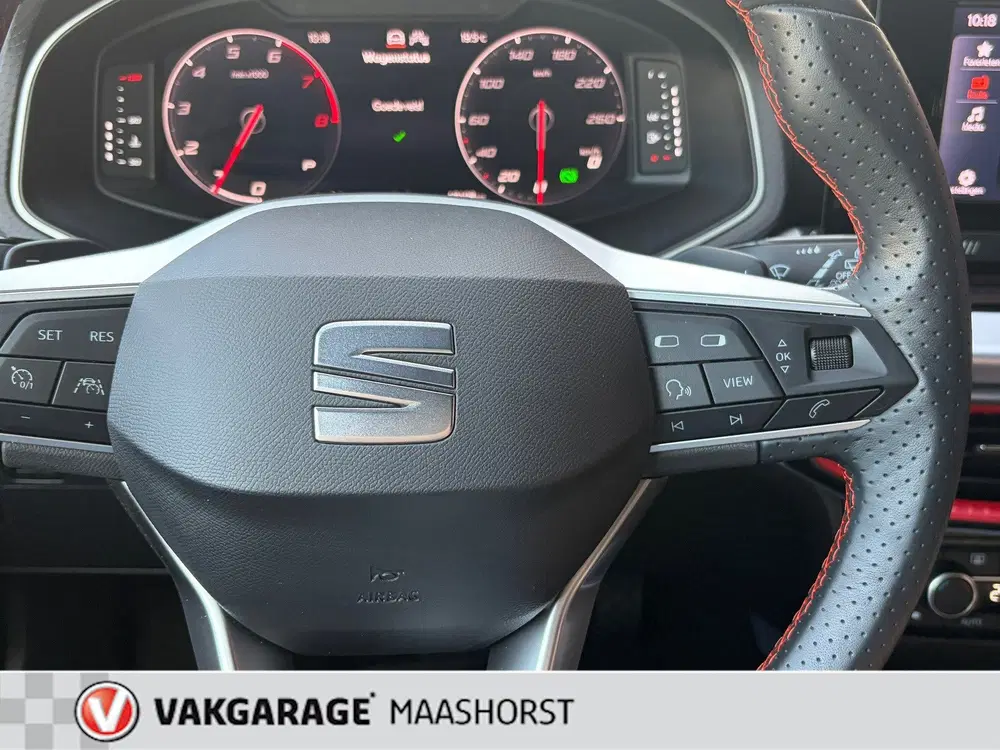 SEAT Arona 1.0 TSI FR Business Connect Automaat Achte uit 2023, foto 17