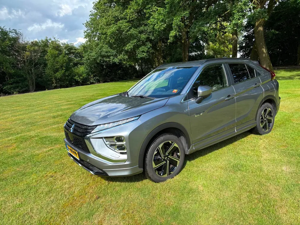Mitsubishi Eclipse Cross 2.4 PHEV Executive uit 2022, foto 2
