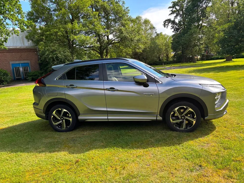 Mitsubishi Eclipse Cross 2.4 PHEV Executive uit 2022, foto 8