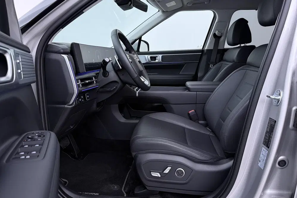 Hyundai SANTA FE 1.6 T-GDI PHEV Black Line 4WD 7p uit 2025, foto 3