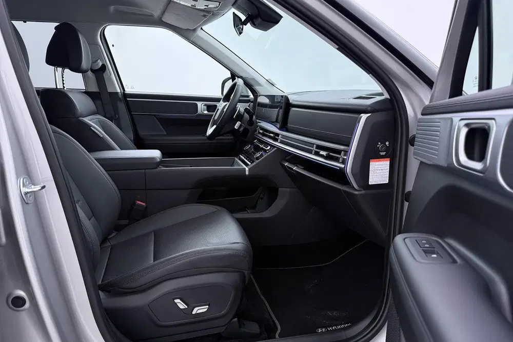 Hyundai SANTA FE 1.6 T-GDI PHEV Black Line 4WD 7p uit 2025, foto 5