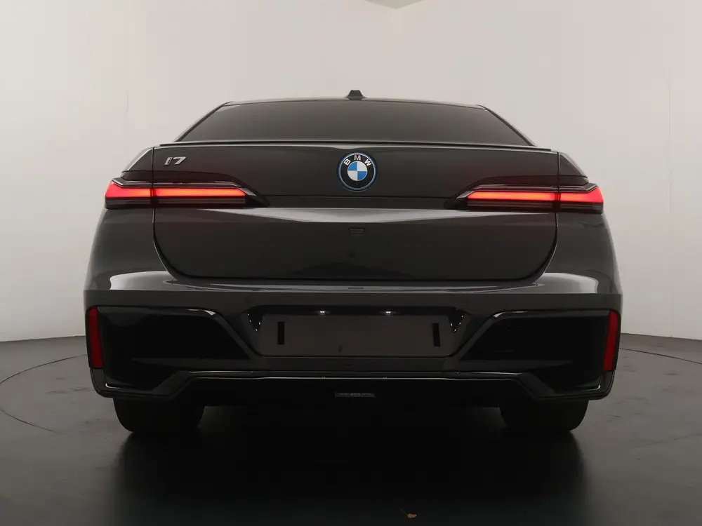 BMW i7 eDrive50 106 kWh uit 2026, foto 10