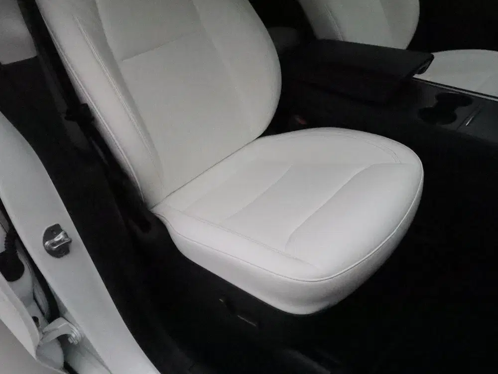 Tesla Model Y Performance 534pk AWD 90.9% SoH [ TREKHAAK uit 2023, foto 15