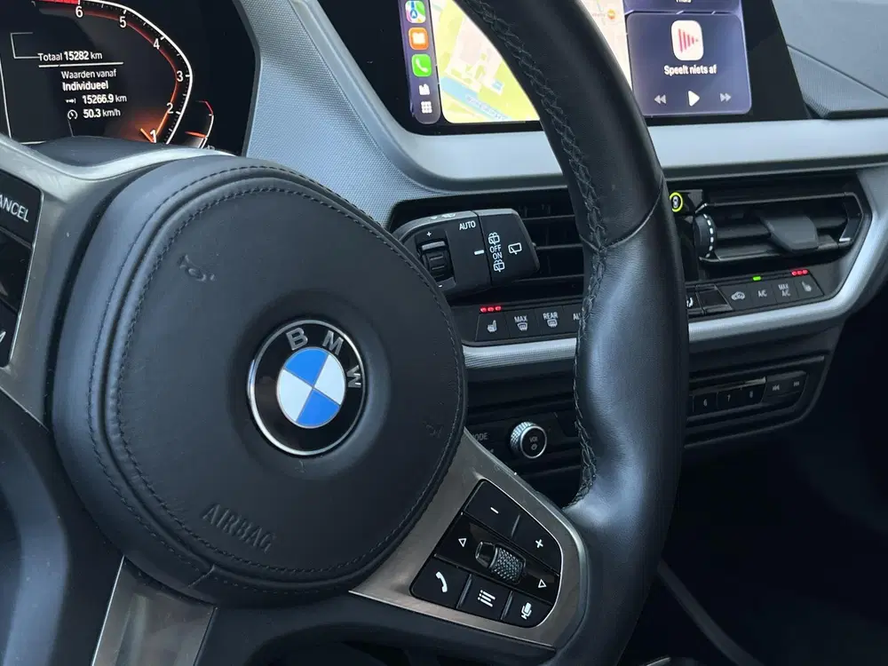 BMW 1-serie 116i M SPORT SHADOW LINE LED NIEUWSTAAT uit 2023, foto 13