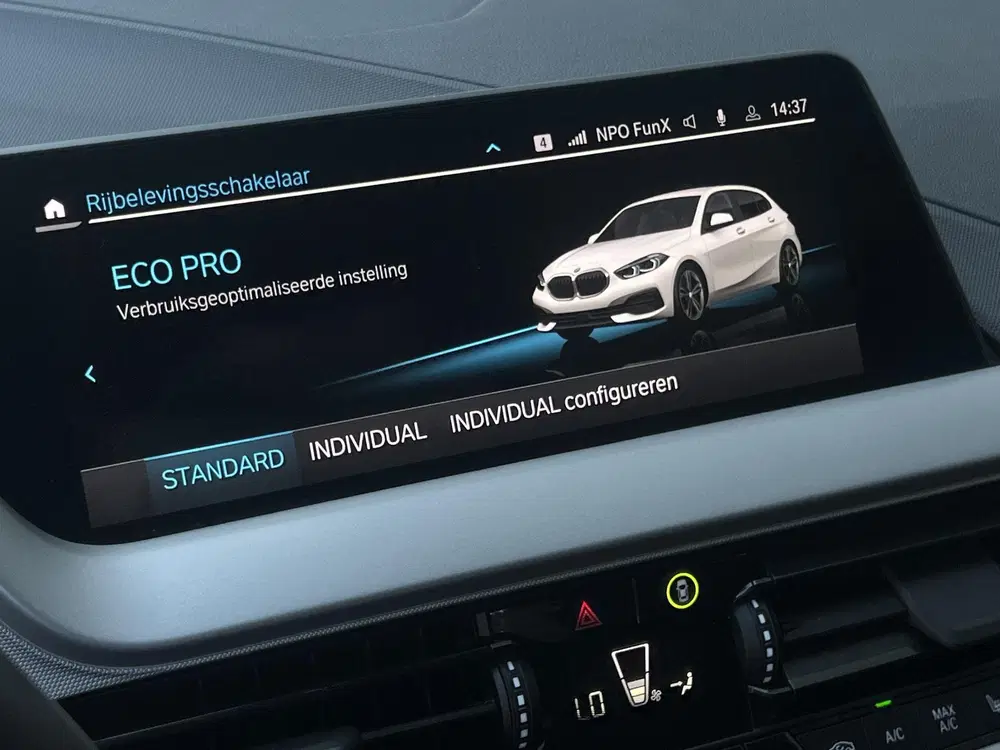 BMW 1-serie 116i M SPORT SHADOW LINE LED NIEUWSTAAT uit 2023, foto 18