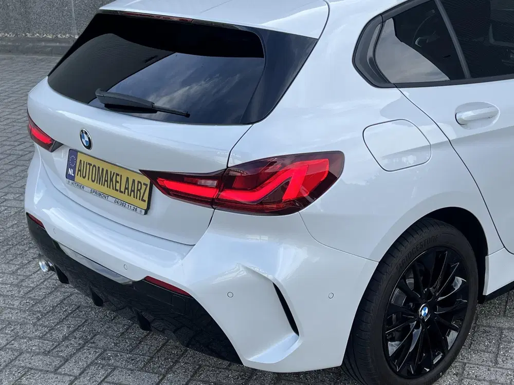 BMW 1-serie 116i M SPORT SHADOW LINE LED NIEUWSTAAT uit 2023, foto 8