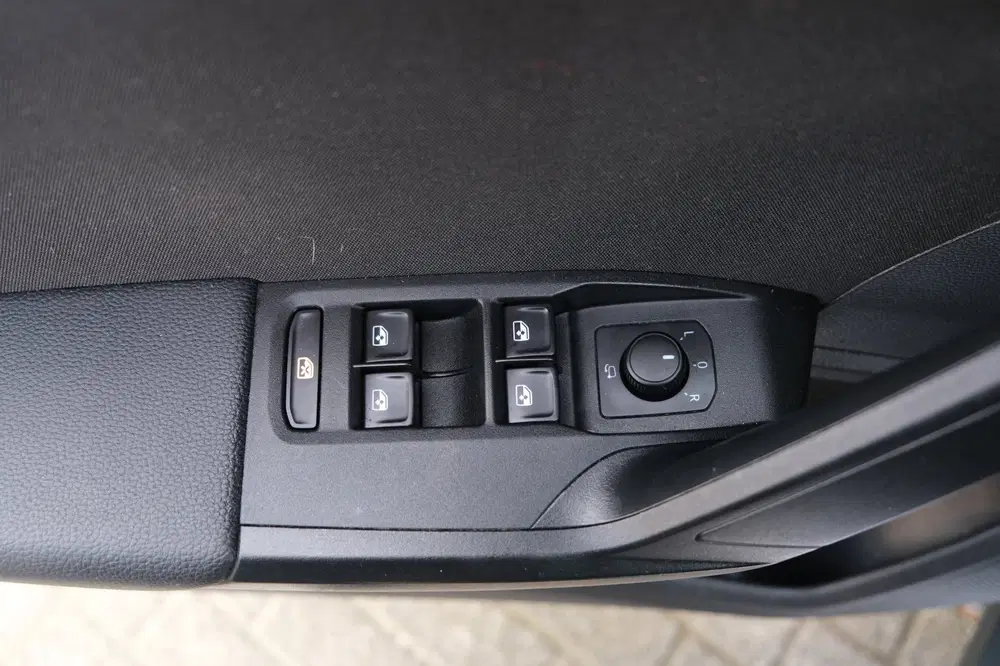 SEAT Arona 1.0 TSI FR DSG Facelift Virtual Navi Led C uit 2022, foto 13