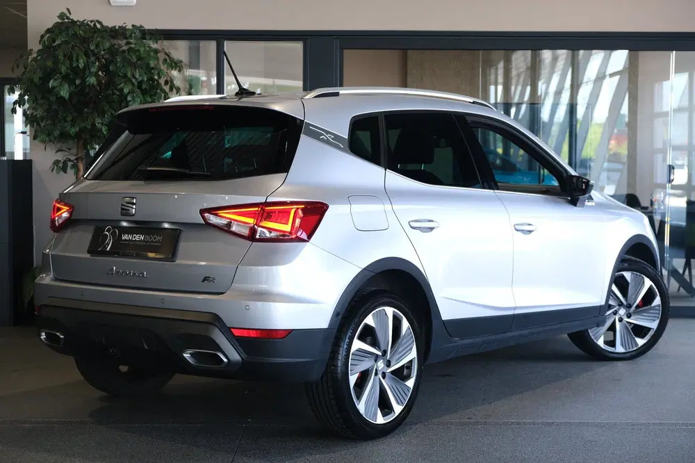 SEAT Arona 1.0 TSI FR DSG Facelift Virtual Navi Led C uit 2022, foto 2