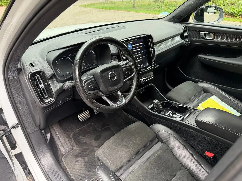 Volvo XC40 T4 AWD R-Design 150dkm 2019 Trekgewicht 2000KG uit 2019, foto 13