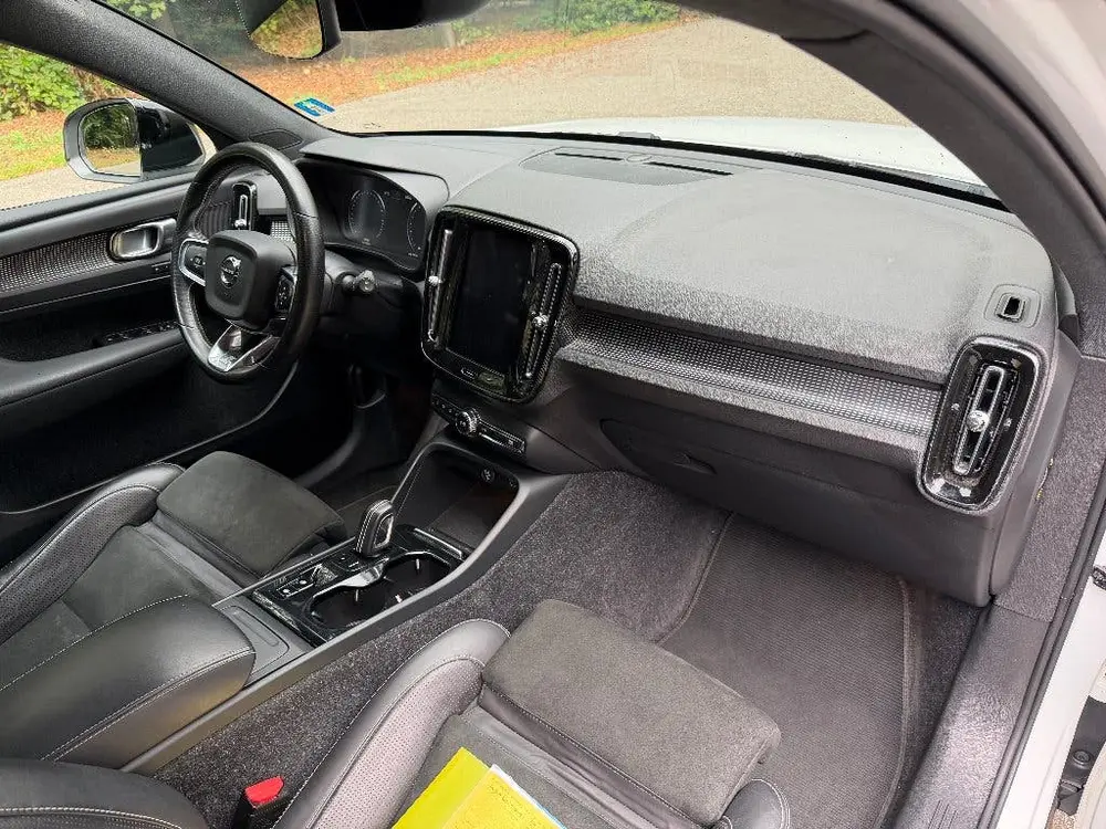 Volvo XC40 T4 AWD R-Design 150dkm 2019 Trekgewicht 2000KG uit 2019, foto 14