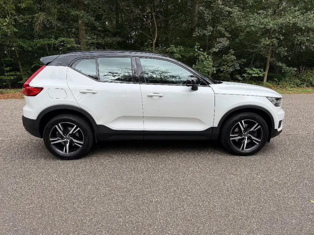 Volvo XC40 T4 AWD R-Design 150dkm 2019 Trekgewicht 2000KG uit 2019, foto 8