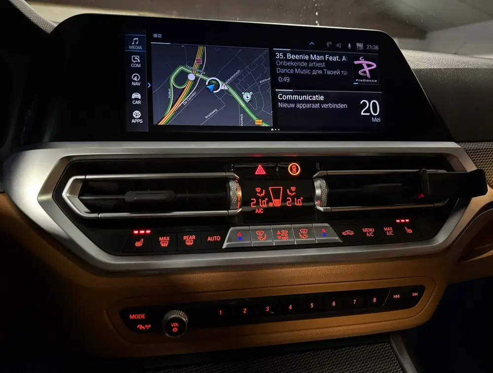 BMW 3-serie 330e Business Edition Plus uit 2022, foto 9