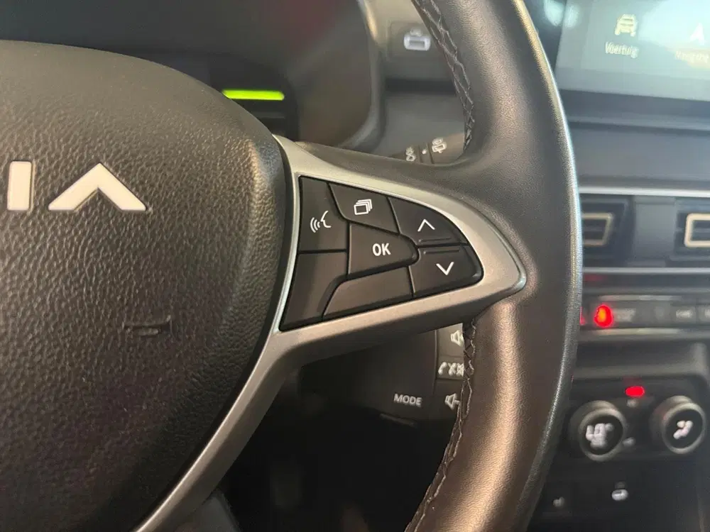 Dacia Jogger 1.6 Hybrid 140 Extreme 7p. *Automaat*Navi+ uit 2024, foto 18