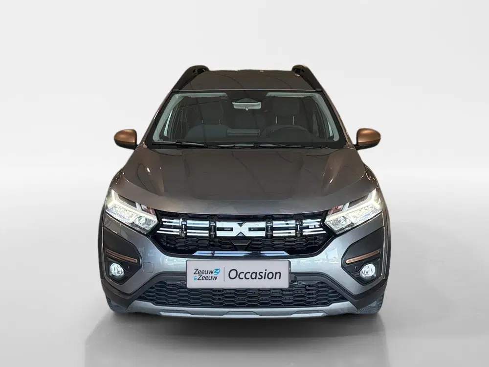 Dacia Jogger 1.6 Hybrid 140 Extreme 7p. *Automaat*Navi+ uit 2024, foto 3