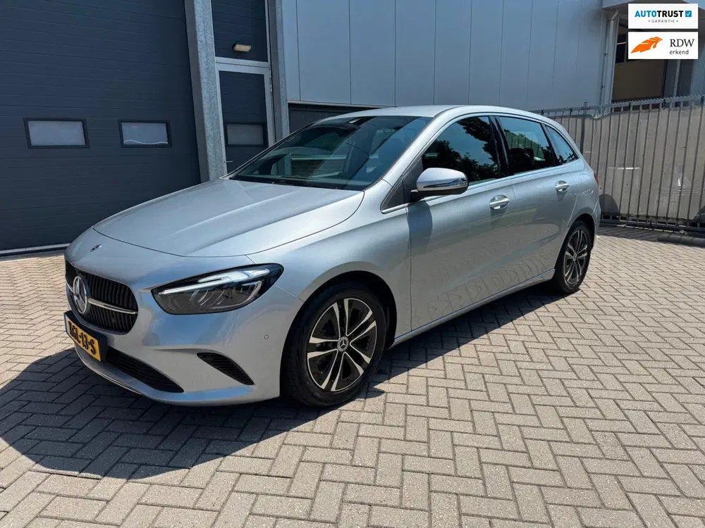 Mercedes-Benz B-Klasse 200 Luxury Line uit 2025