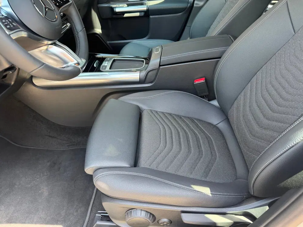 Mercedes-Benz B-Klasse 200 Luxury Line uit 2025, foto 15