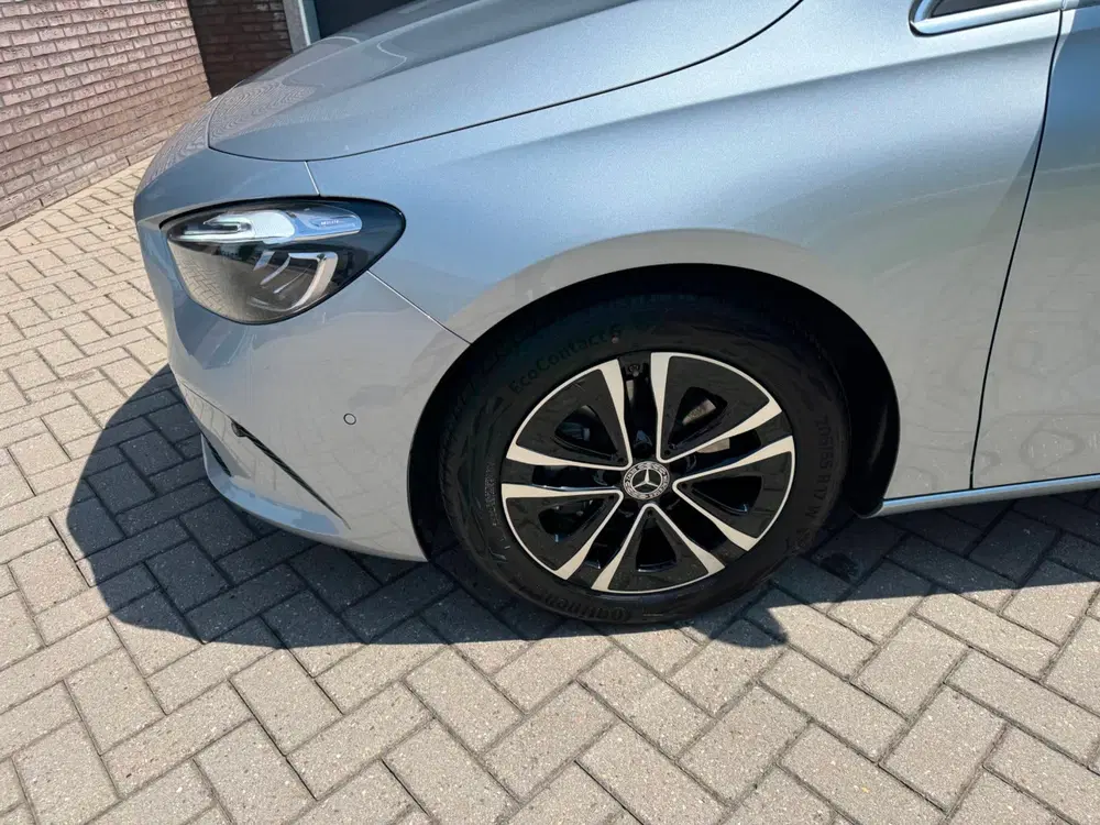 Mercedes-Benz B-Klasse 200 Luxury Line uit 2025, foto 17