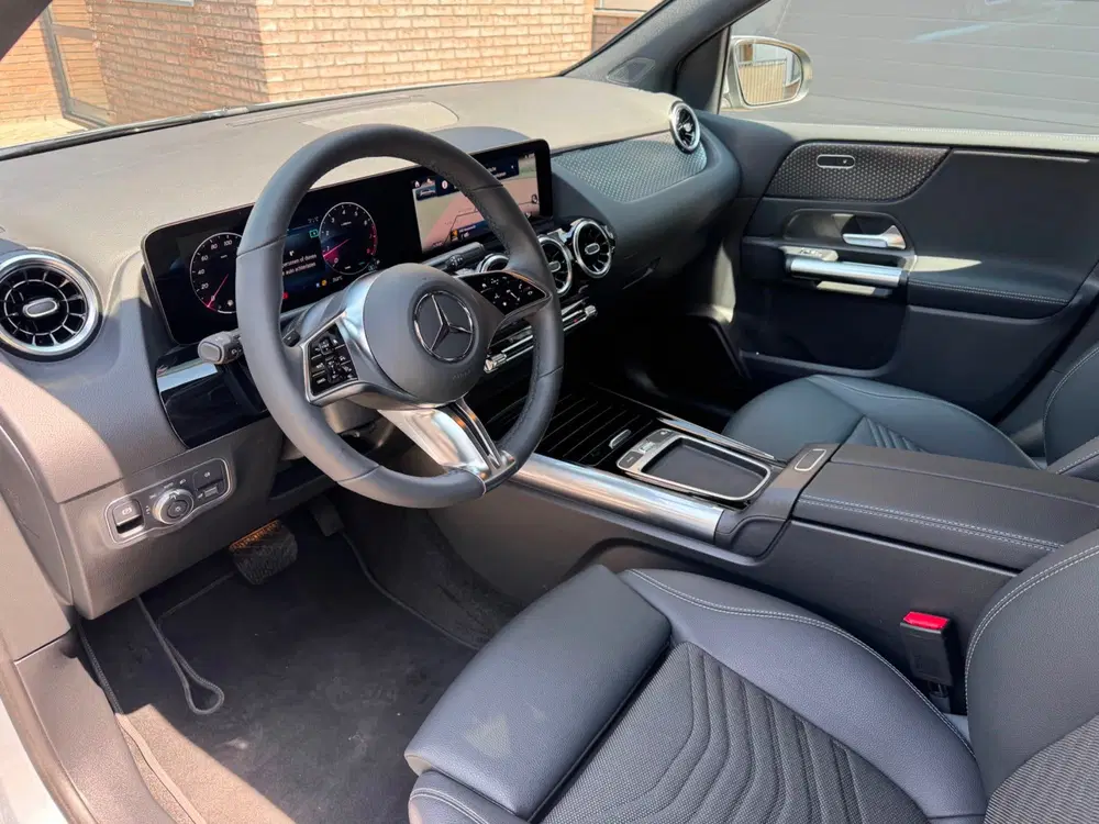Mercedes-Benz B-Klasse 200 Luxury Line uit 2025, foto 5