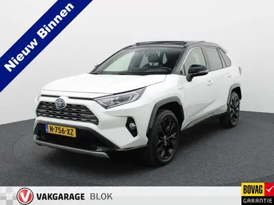 Toyota RAV 4 2.5 Hybrid Bi-Tone uit 2022