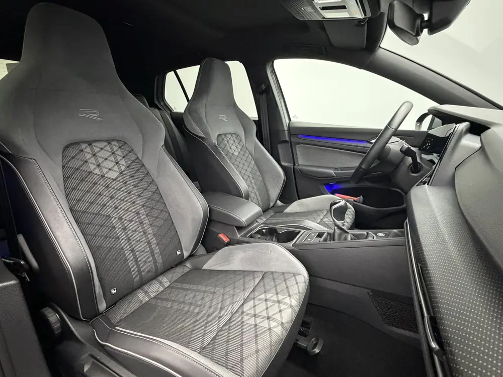Volkswagen Golf 1.5 TSI R-Line | Panoramadak | Adaptive Crui uit 2022, foto 7