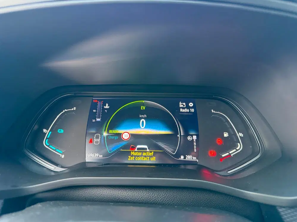 Renault Arkana 1.6 E-Tech Hybrid 145 Zen uit 2022, foto 14