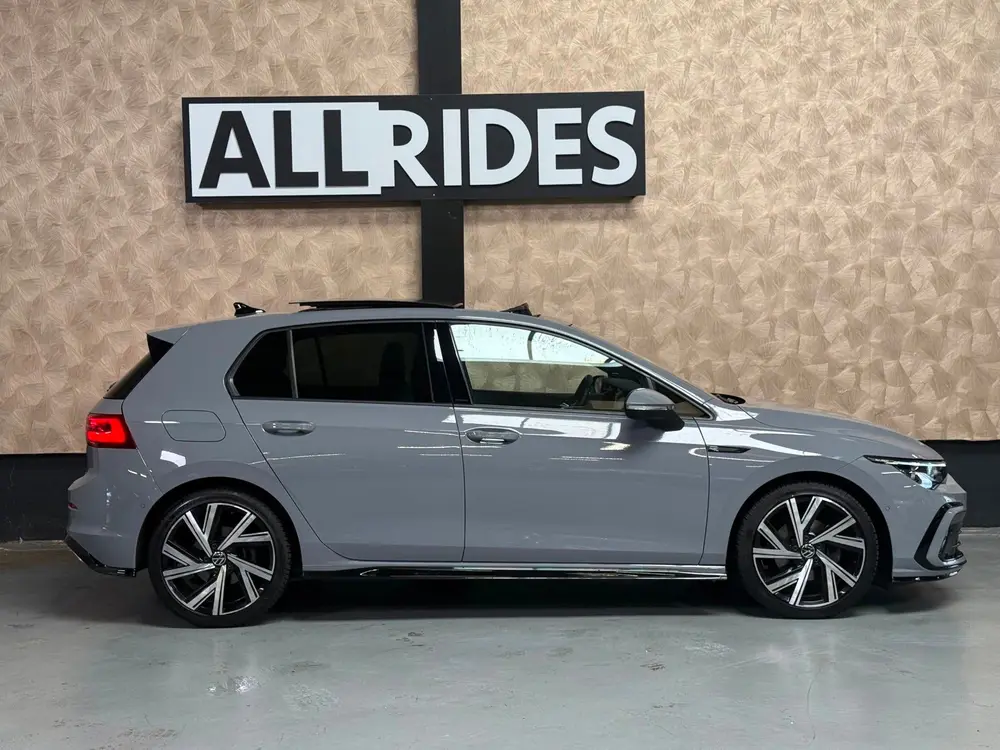 Volkswagen Golf 1.5 eTSI R-Line Edition | Pano | Keyless | C uit 2021, foto 10
