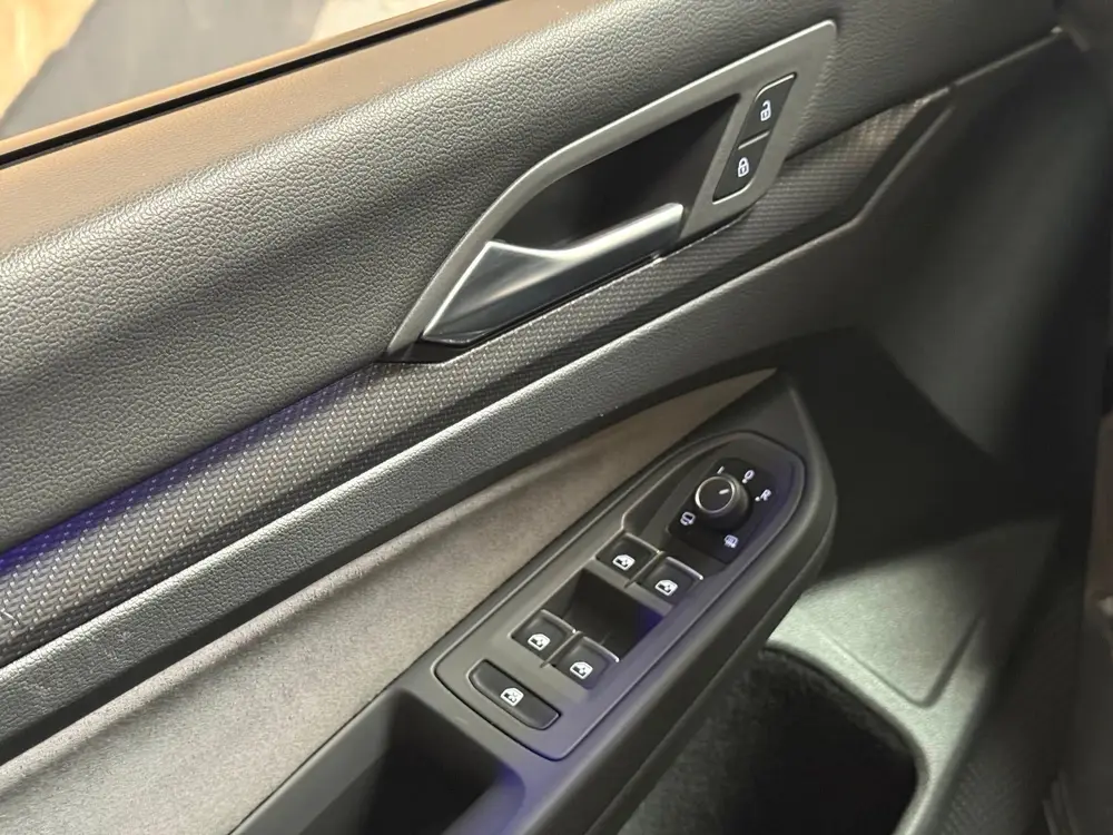 Volkswagen Golf 1.5 eTSI R-Line Edition | Pano | Keyless | C uit 2021, foto 16
