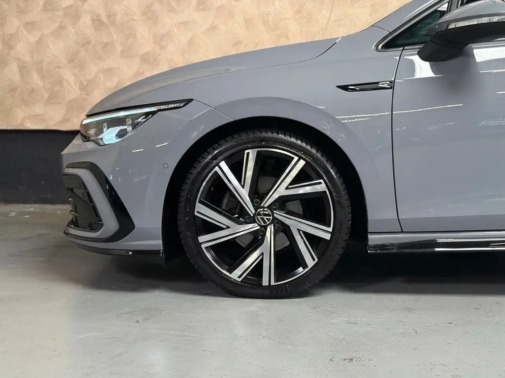 Volkswagen Golf 1.5 eTSI R-Line Edition | Pano | Keyless | C uit 2021, foto 8
