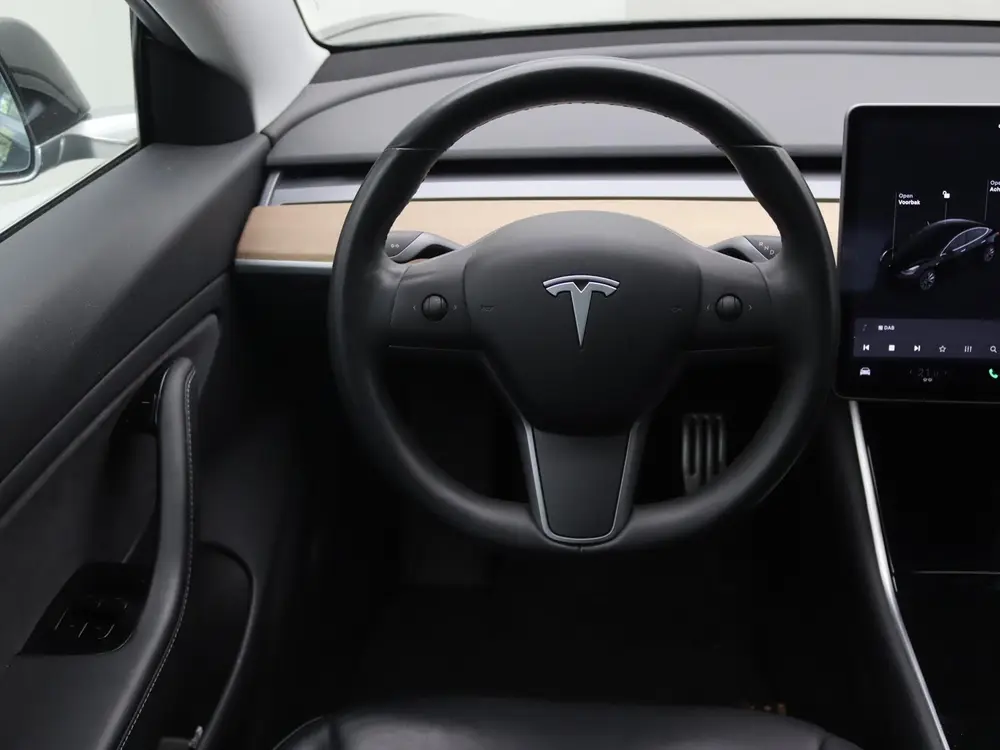 Tesla Model 3 Standard RWD Plus [ AUTOPILOT+60 kWh+PREMIUM A uit 2019, foto 19