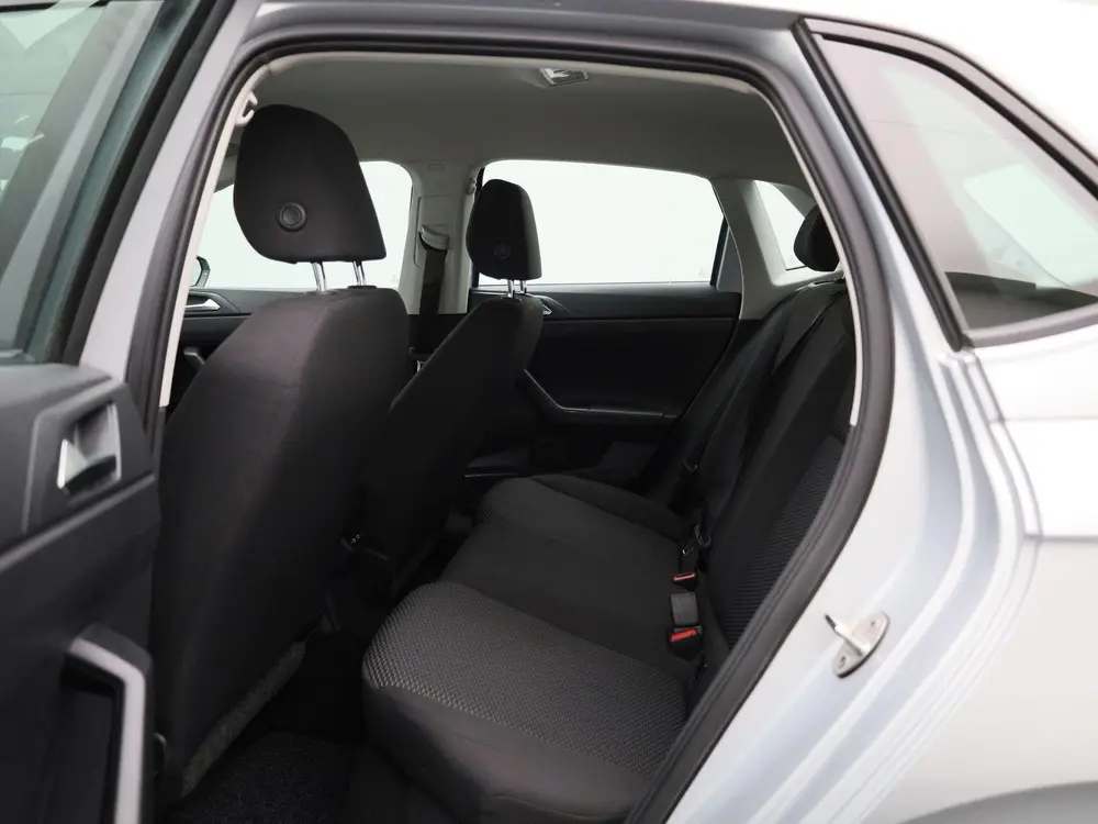 Volkswagen Polo 1.0 MPI Trendline uit 2021, foto 10