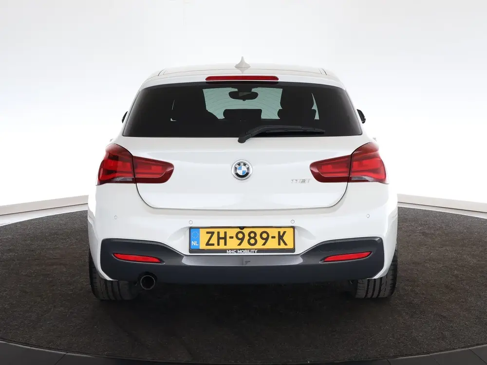 BMW 1-serie 118i Edition M Sport Shadow High Executive uit 2019, foto 4