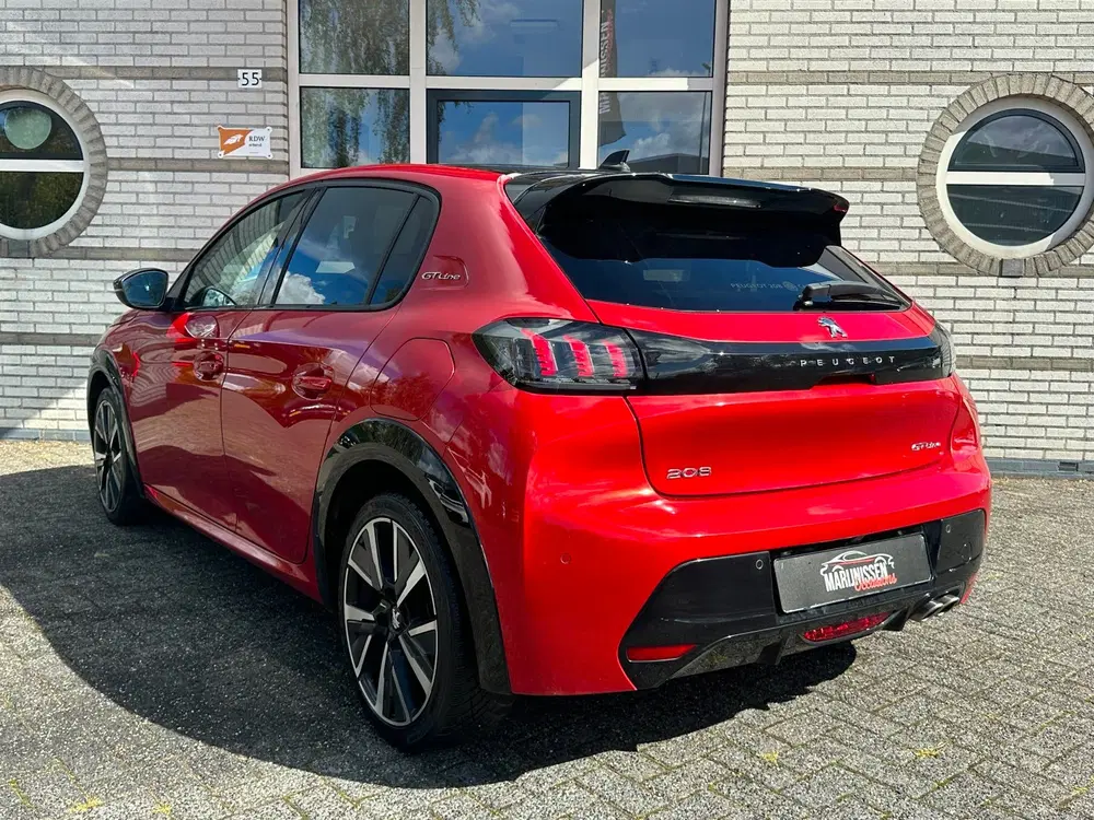 Peugeot 208 1.2 PureTech GT-Line uit 2020, foto 4