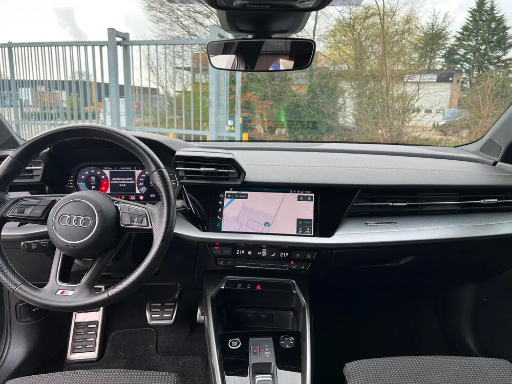 Audi A3 30 TFSI S Line Automaat uit 2022, foto 13