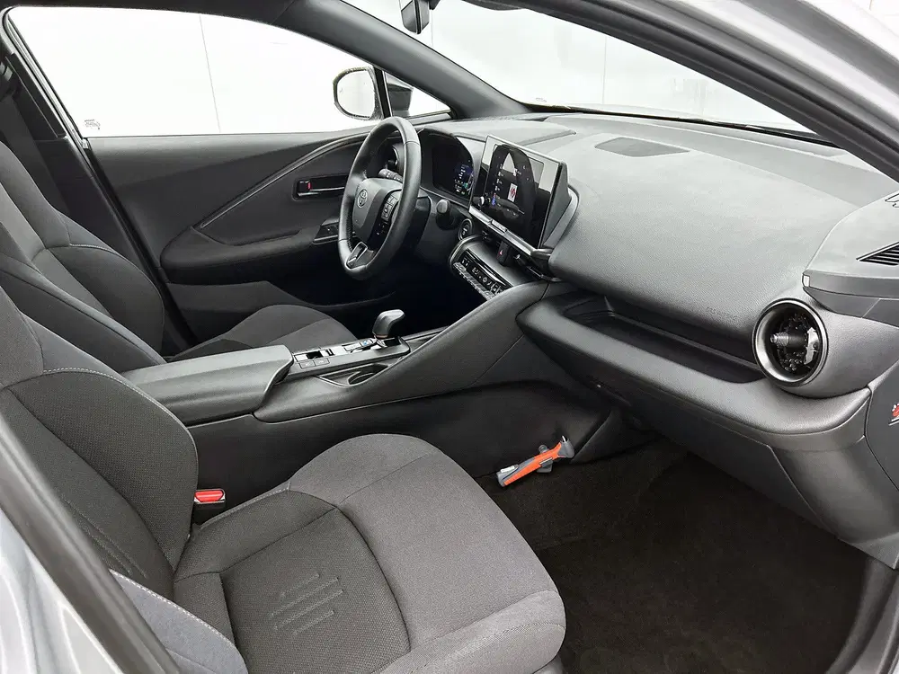 Toyota C-Hr 2.0 Plug-in Hybrid 220 Dynamic uit 2025, foto 6