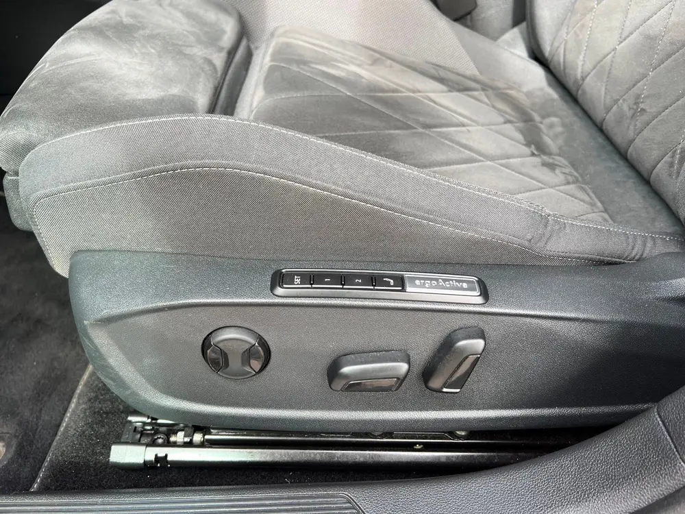 Volkswagen Golf 1.5 TSI Life Business, OrigNL uit 2022, foto 12