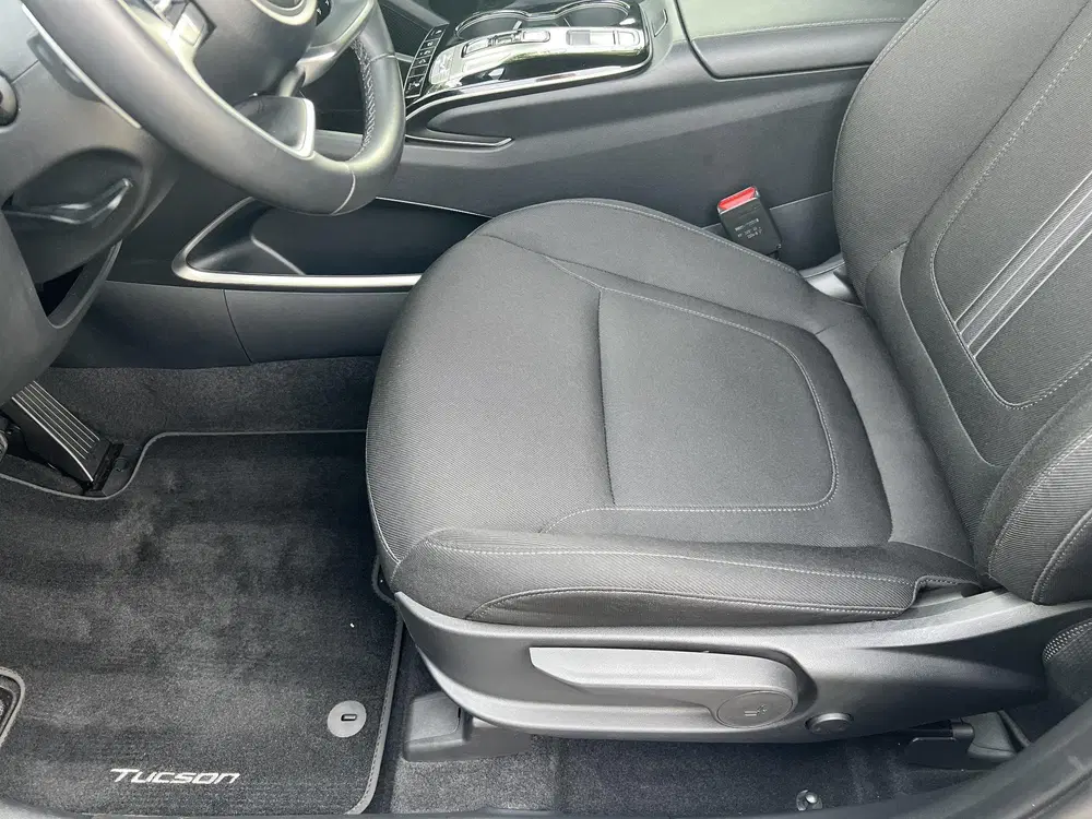 Hyundai TUCSON 1.6 T-GDI PHEV Comfort 4WD uit 2022, foto 18