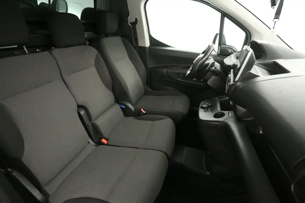 Peugeot Partner 1.5 BlueHDI 130PK uit 2020, foto 11