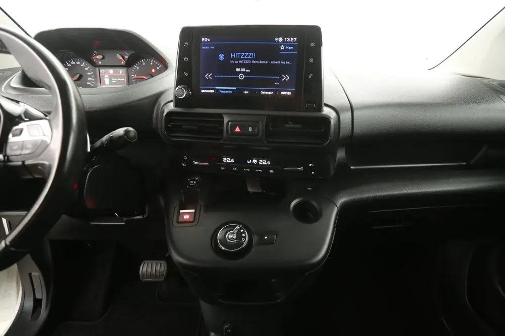 Peugeot Partner 1.5 BlueHDI 130PK uit 2020, foto 12