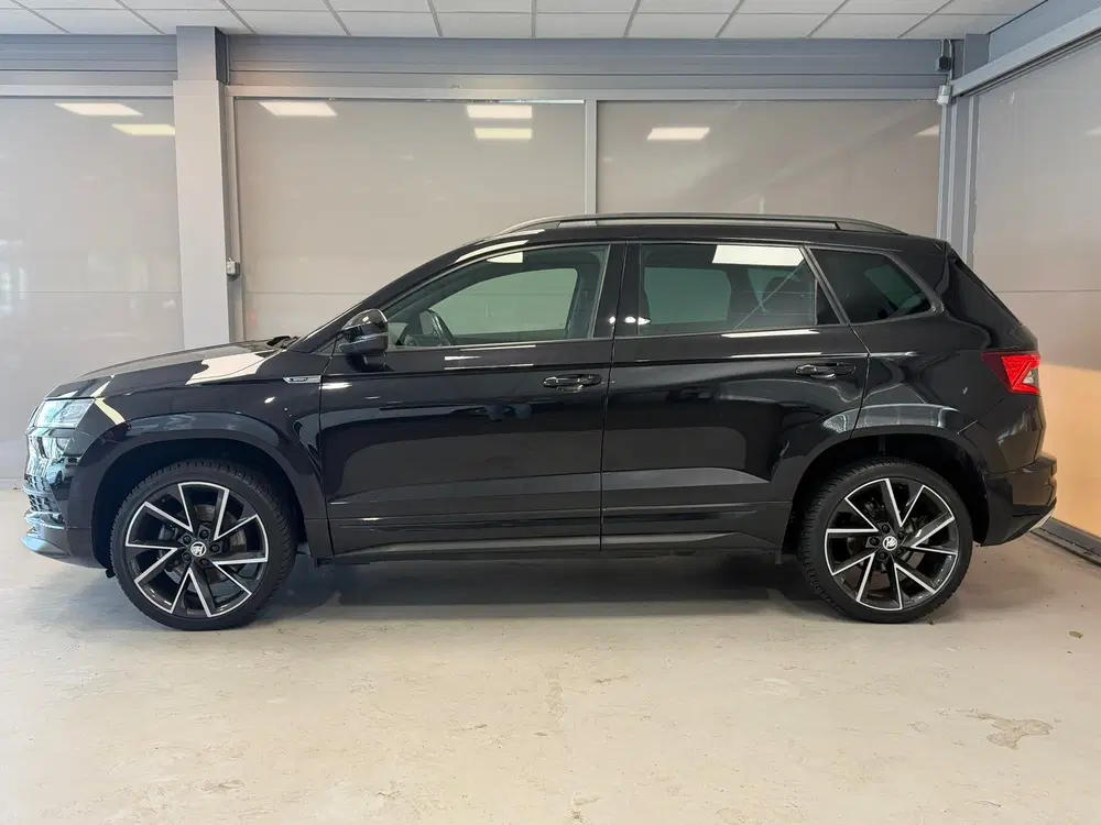 Skoda Karoq 1.5 TSI ACT Sportline Business uit 2021, foto 2