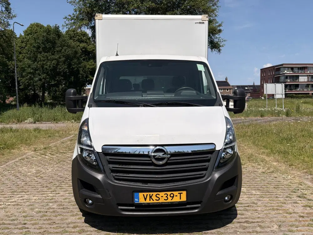 Opel Movano 2.3 Turbo L3H1 uit 2021, foto 2