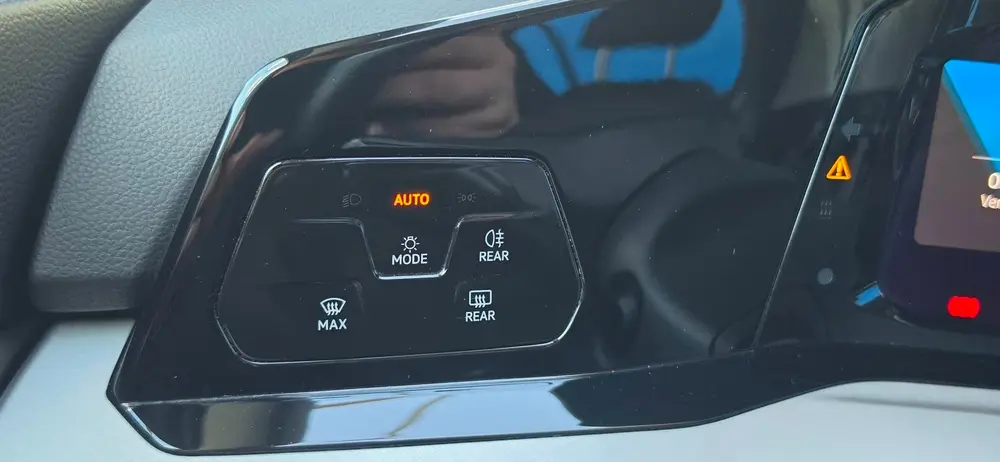 Volkswagen Golf 1.0 eTSI ACC Carplay Sfeer Clima Trekhaak uit 2020, foto 19