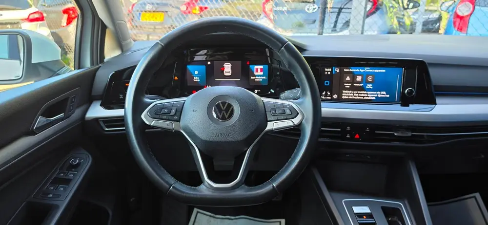 Volkswagen Golf 1.0 eTSI ACC Carplay Sfeer Clima Trekhaak uit 2020, foto 7