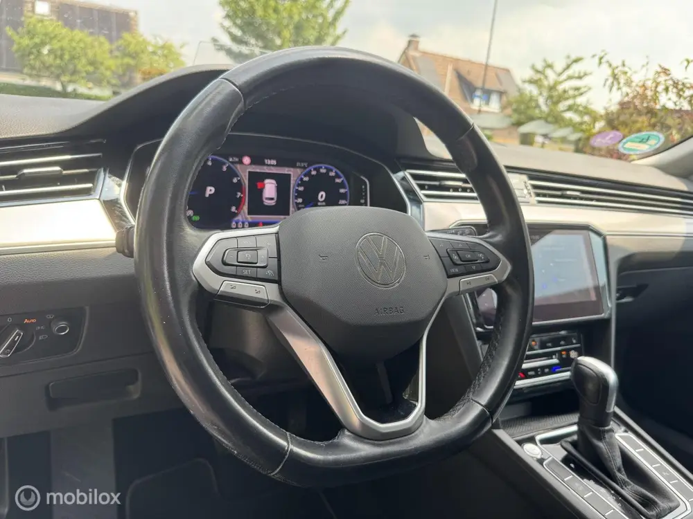Volkswagen Passat Variant 1.5 TSI R-Line Business +/HUD/OHDO uit 2020, foto 9