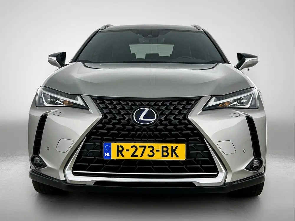 Lexus UX 250h Preference Line uit 2022, foto 20
