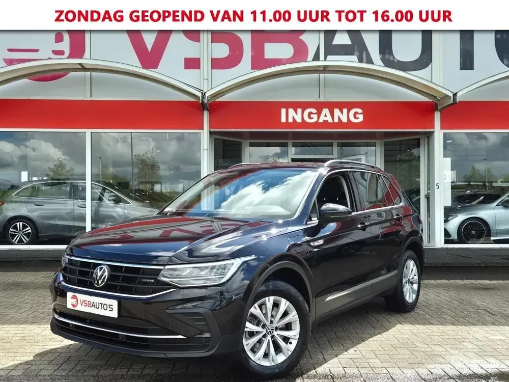 Volkswagen Tiguan 1.4 E-HYBRID 245PK AUTOMAAT NAVI CAMERA CA uit 2023